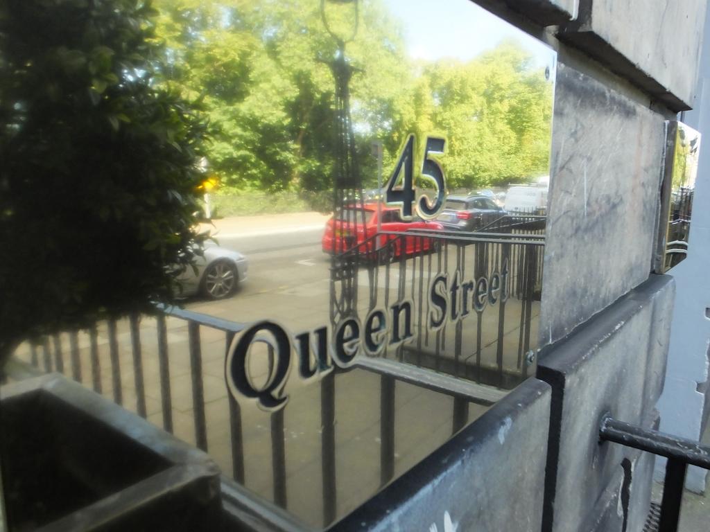 Queens Guest House Edimburgo Exterior foto
